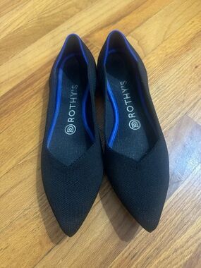 Rothy's The Point Black Flats with Blue Trim W8